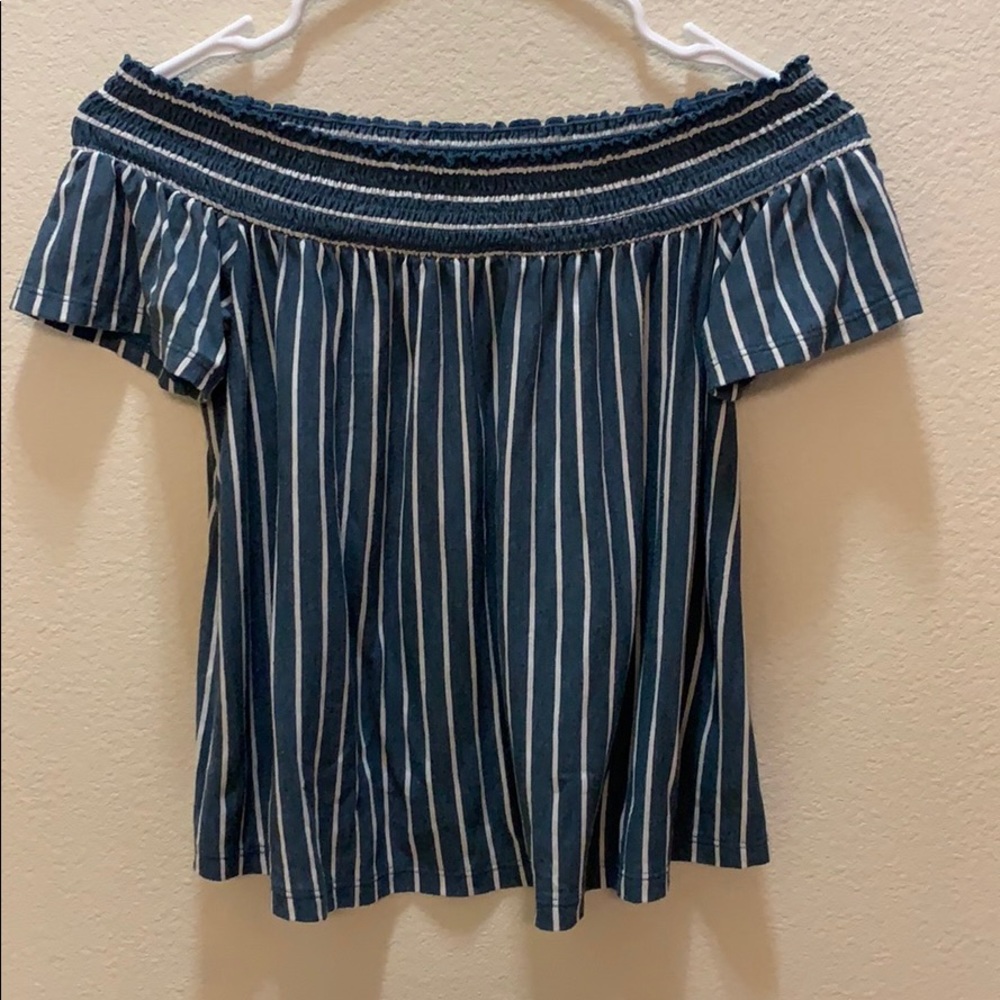 American Eagle Top